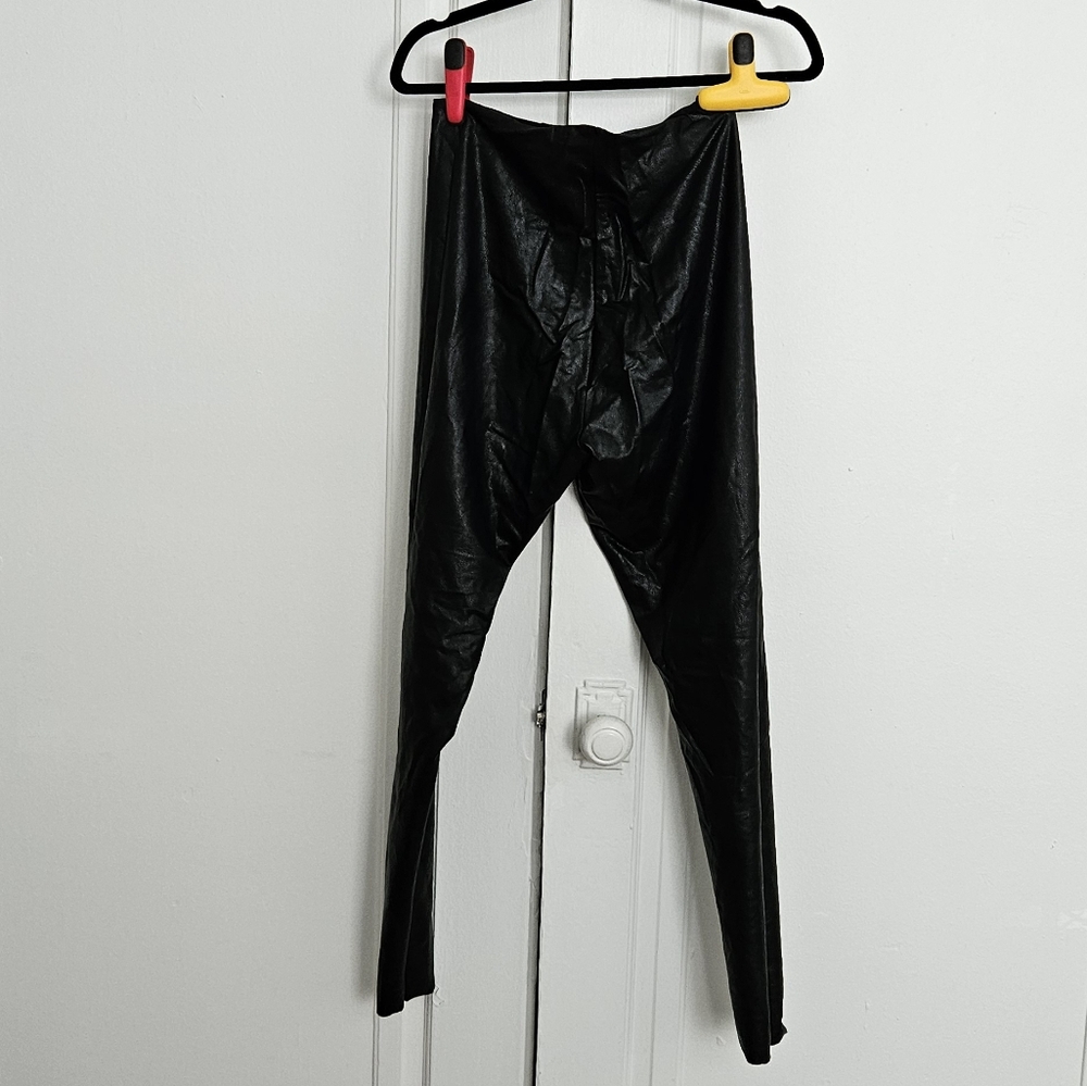 Commando leather leggings